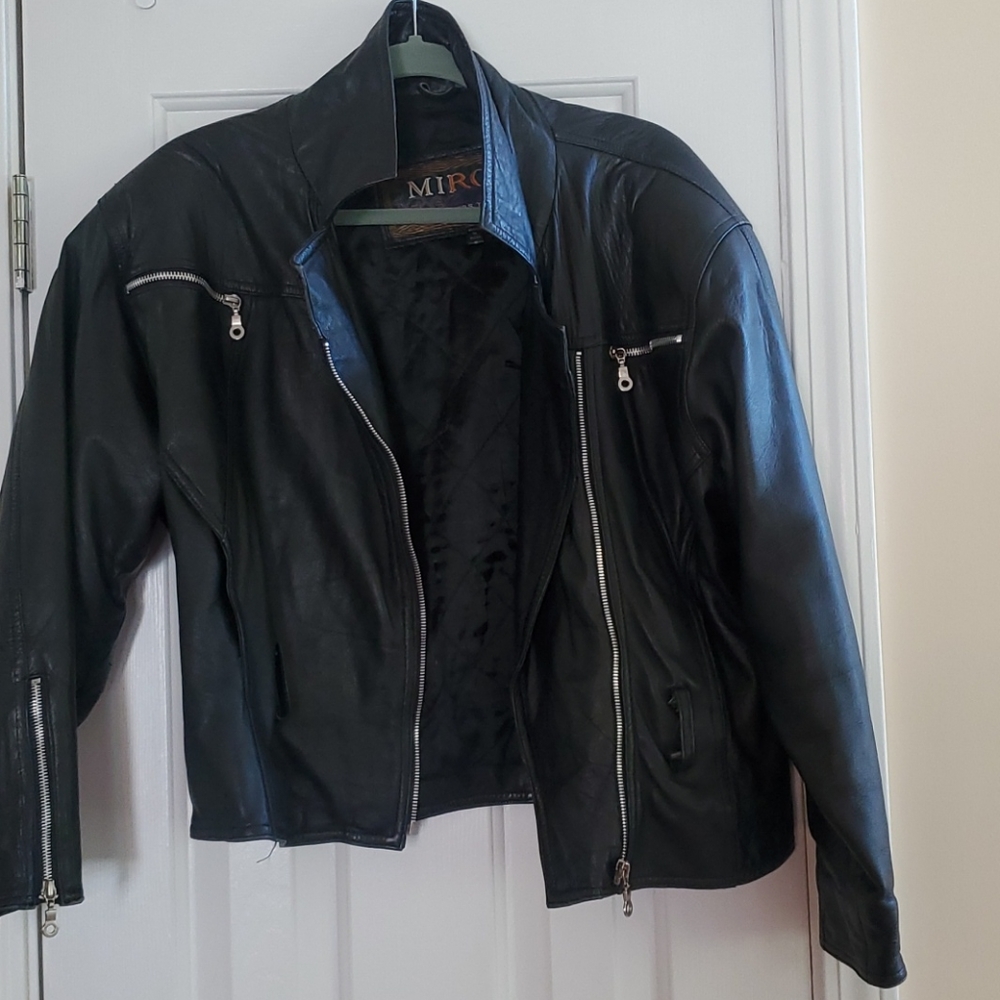 Ladies black leather vintage jacket biker style  Miropa